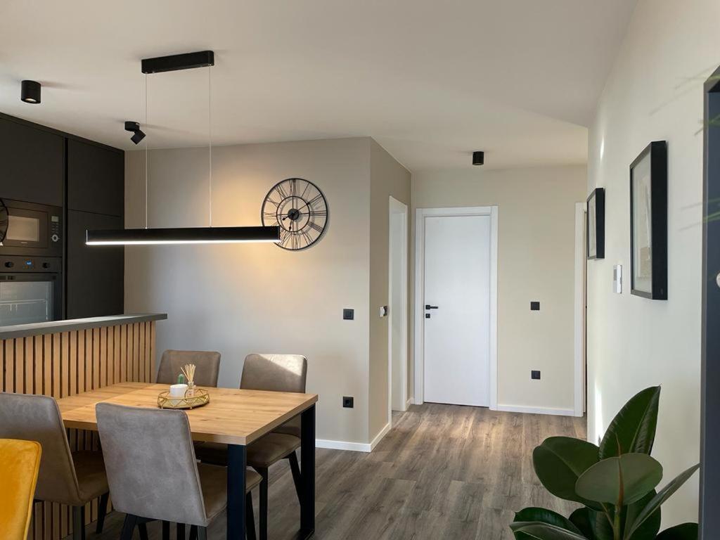 Apartment Linda With Panoramic Sea View Makarska Luaran gambar